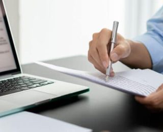 Une association doit-elle appliquer les règles de la commande publique ?